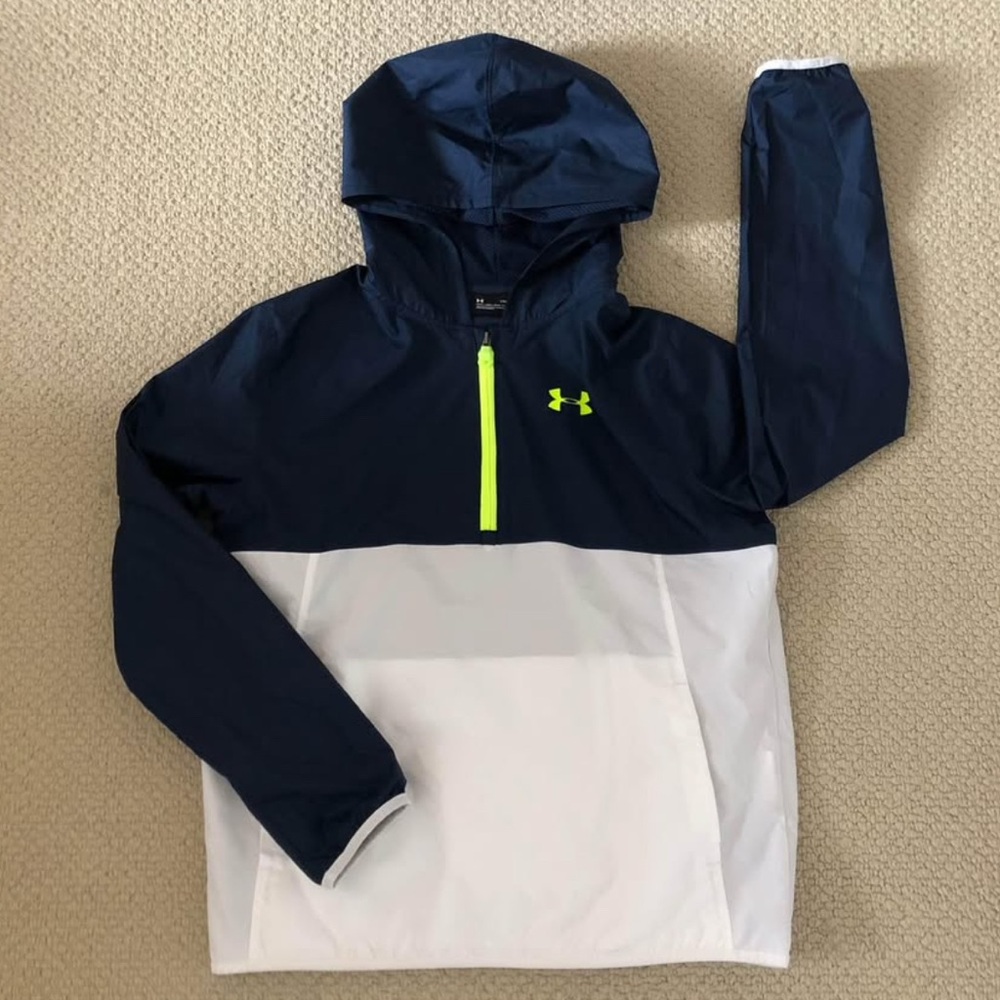EUC Under Armour Youth Windbreaker - XL